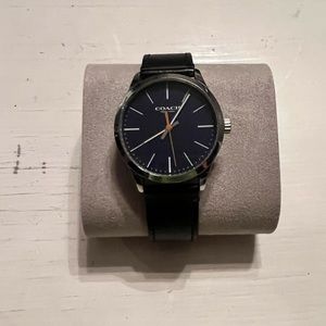 Coach Men’s black leather designer watch needs battery
